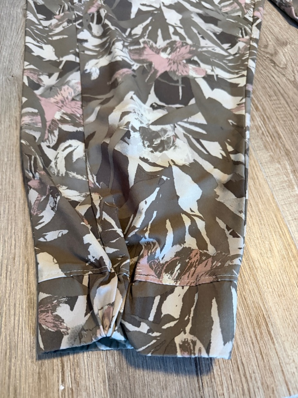 Columbia Women's Pleasant Creek Joggers, featuring a camouflage floral pattern - Picture 2 of 11